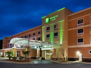 Holiday Inn Hotel & Suites Beaufort @ Highway 21