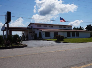 Ozark Inn & Suites