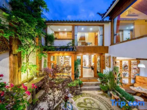 Lijiang Xishan Yun She Homestay