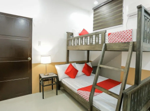 OYO 447 Jill's Residences