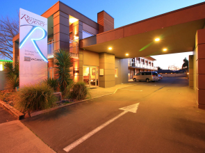 Fitzherbert Regency Motor Lodge