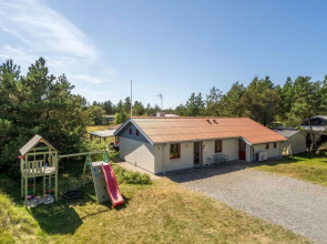 "Birgitta" - 900m from the sea in NW Jutland