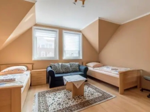 5504 Private Rooms