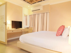 The Raya Surawong Bangkok