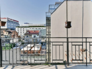 FM Premium Luxury 3-BDR Apartment - Traditional and Modernity