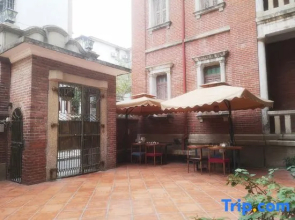 Gulangyu Shuxiang Manor Homestay (Sanqiutian Wharf Sunlight Rock Station)