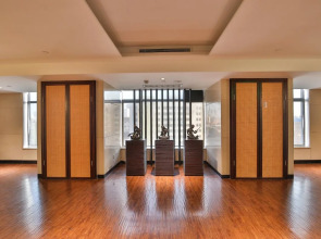Narada Boutique Hotel Shanghai Hongkou (Original SSAW Hotel Boyang Shanghai)