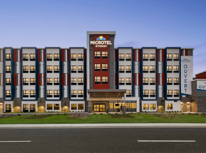 Microtel Inn & Suites By Wyndham Boisbriand