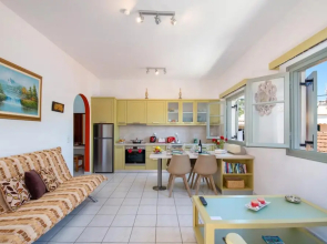 Dora I Studio - Cozy With bay View