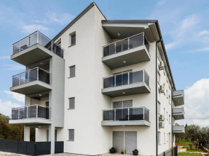Nice Apartment in Peroj With Wifi and 1 Bedrooms