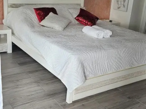 REVE BLEU Appartements studio et une suite avec baignoire