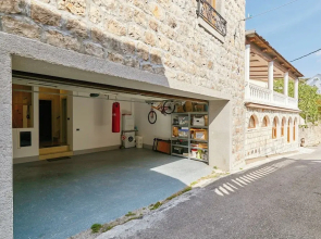 Beachfront Villa Adria