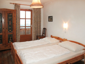 Schwalbenhof (WIL330)