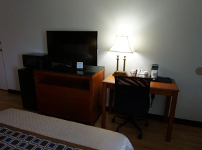 The Smart Stay Inn