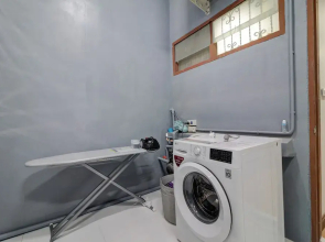 Bangkok Watergate Townhouse