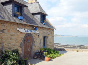 Holiday Home With Fantastic sea Views on the Crozon Peninsula