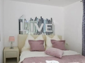 Twin Tower Apartments Vienna