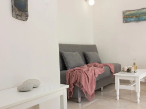 One Bedroom Apartment No 6