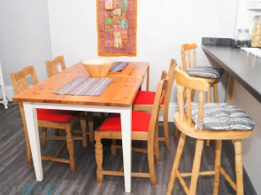Copland Road Apartment