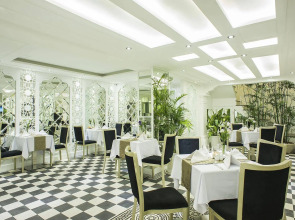 Minerva Church Hotel