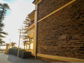 Seafield Tower Glenelg Apartment no 1