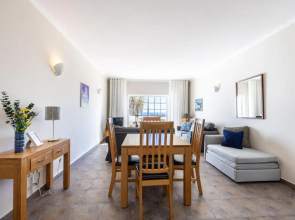 CoolHouses Algarve Luz, 1 bed penthouse flat w/ sea views. Fiji 11