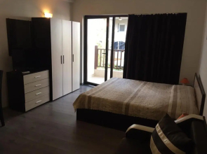 The White Houses Complex