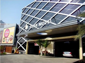 Six Star Motel
