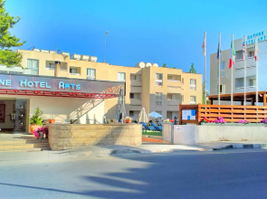 M Boutique Hotel - Designed for Adults