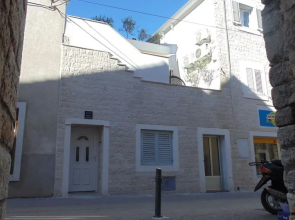 Downtown Luxury Suites