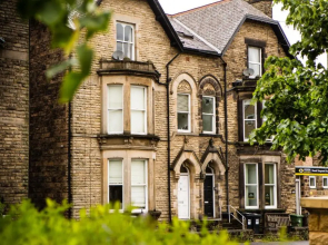 Maison Parfaite HG1 - 2 Luxury apartments with Parking Space - Near town centre