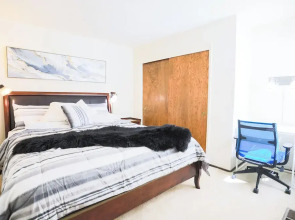 Spacious 3 BR 2B House Sunnyvale Park