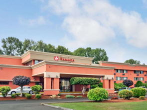Ramada by Wyndham Tukwila Southcenter