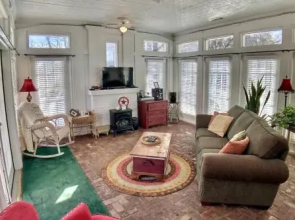 Texaco Bungalow Vacation Rentals