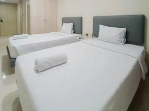 Best Deal And Comfy Studio Apartment Warhol Residences