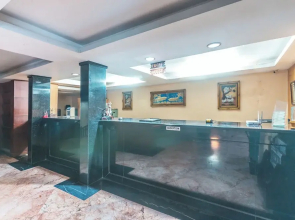 OYO 94759 Hotel Taman Cibinong