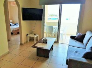 206 Sunrise Beach Apartment