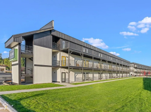 Empire Apartments By Barsala