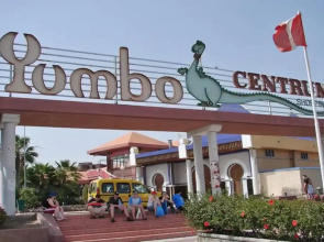 Renovated Apartment by the Beach and Yumbo Centre