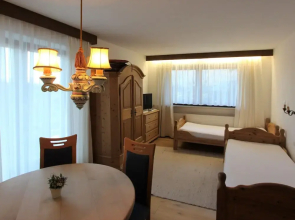 Hilltop Apartment near Ski Lift in Ellmau