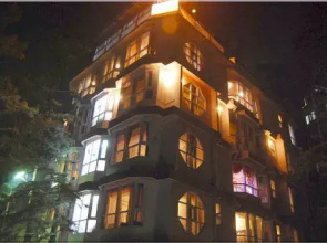 Barowalia Resorts