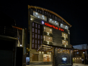 Clarks Inn Srinagar