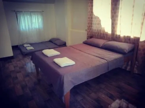 Asteria's Backpackers Siargao