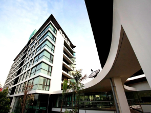 Neca Complex Apartment