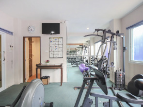 OYO 75321 Gemma Patong