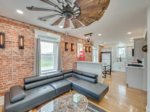 15 Mi to Amish Village: Cozy Lancaster Apt!