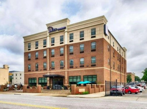 Sleep Inn & Suites Downtown Inner Harbor