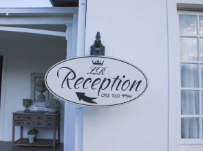 La Riviera Guesthouse
