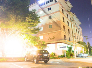 Ban Bua Resort & Hotel