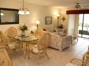 Ocean Village Club J15